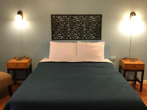 Отель Waikiki Whale Watcher Apts 702A  Гонолулу